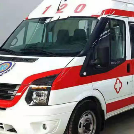 复兴非急救护送病人转院租赁救护车的优缺点对比